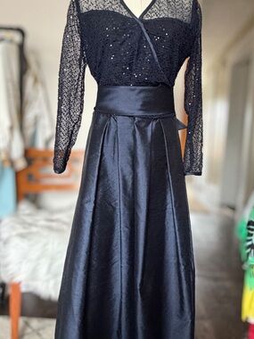 Designer Navy Sequin & Satin Evening Dress - Craig Signer, Rare